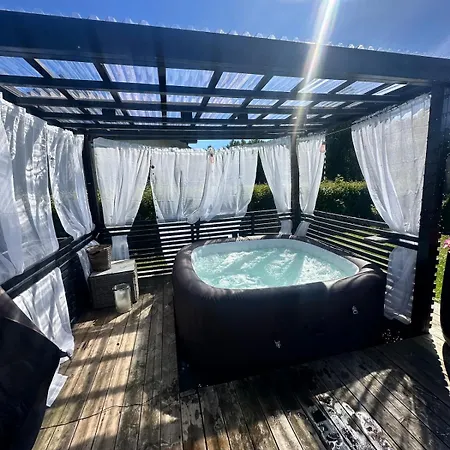 Vakantiehuis Enebolig I Larkollen